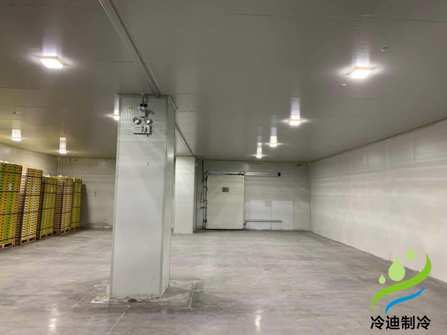 上海天天果園7320m3大型食品電商冷庫(kù)工程及舊庫(kù)(圖2) 上海天天果園7320m3大型食品電商冷庫(kù)工程及舊庫(kù)檢修項(xiàng)目