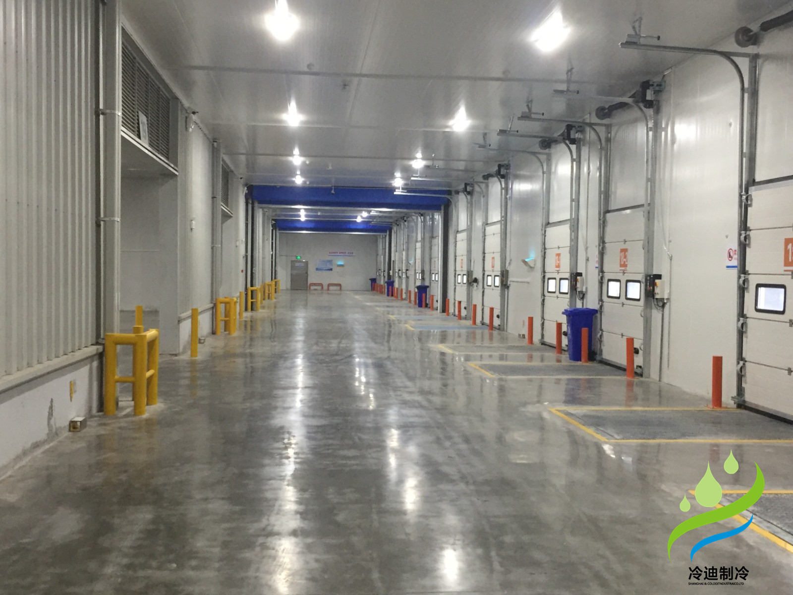 安裝一個100平米商品恒溫庫造價多少錢？