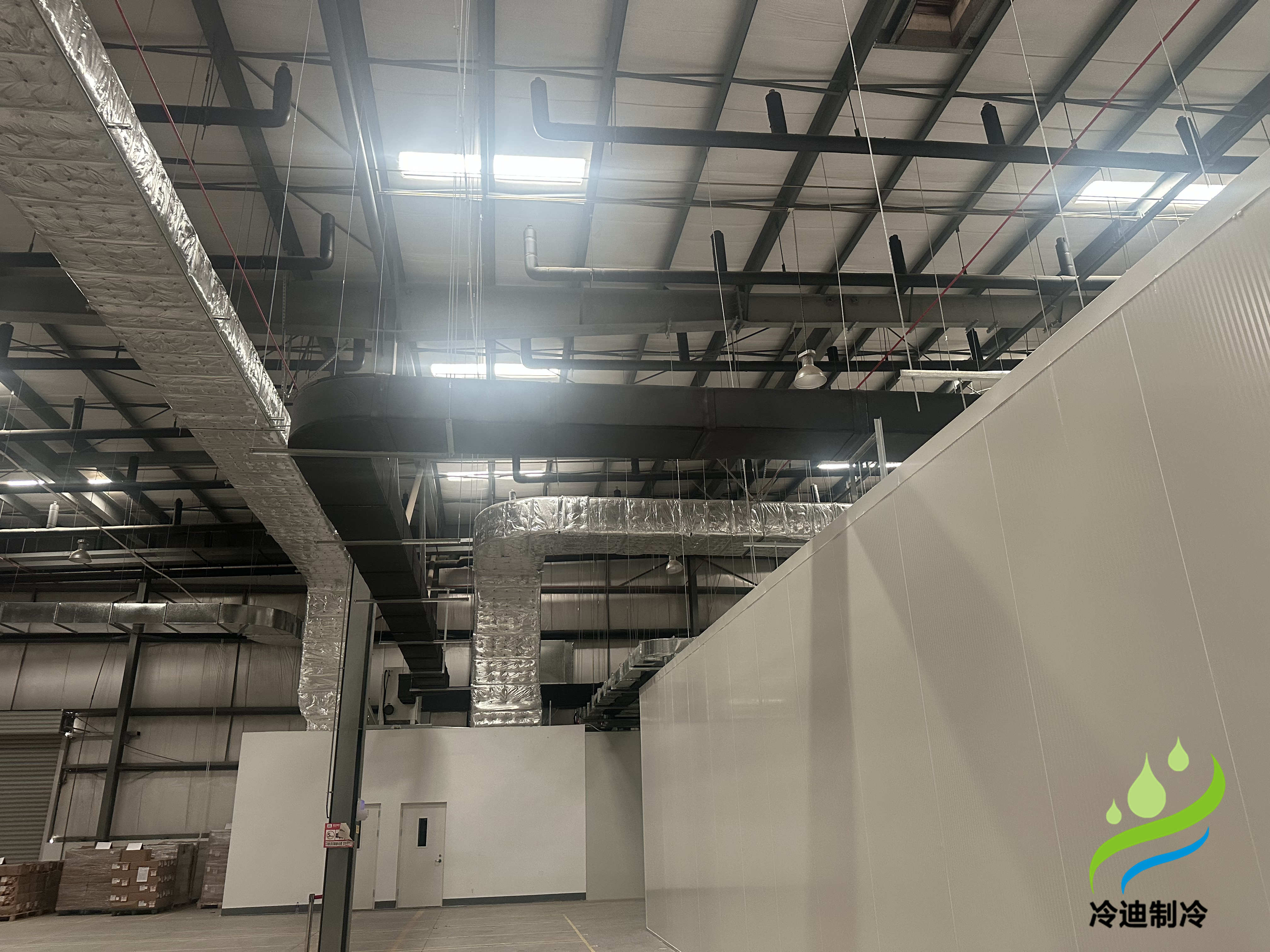 天津三只松鼠1100立方食品冷庫建造案例(圖3) 食品冷庫安裝